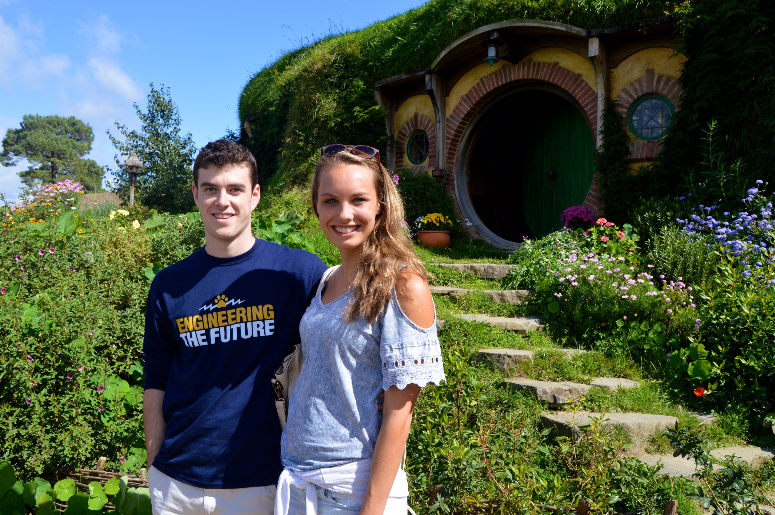 UConn students with Engineering the Future shirt in New Zealand